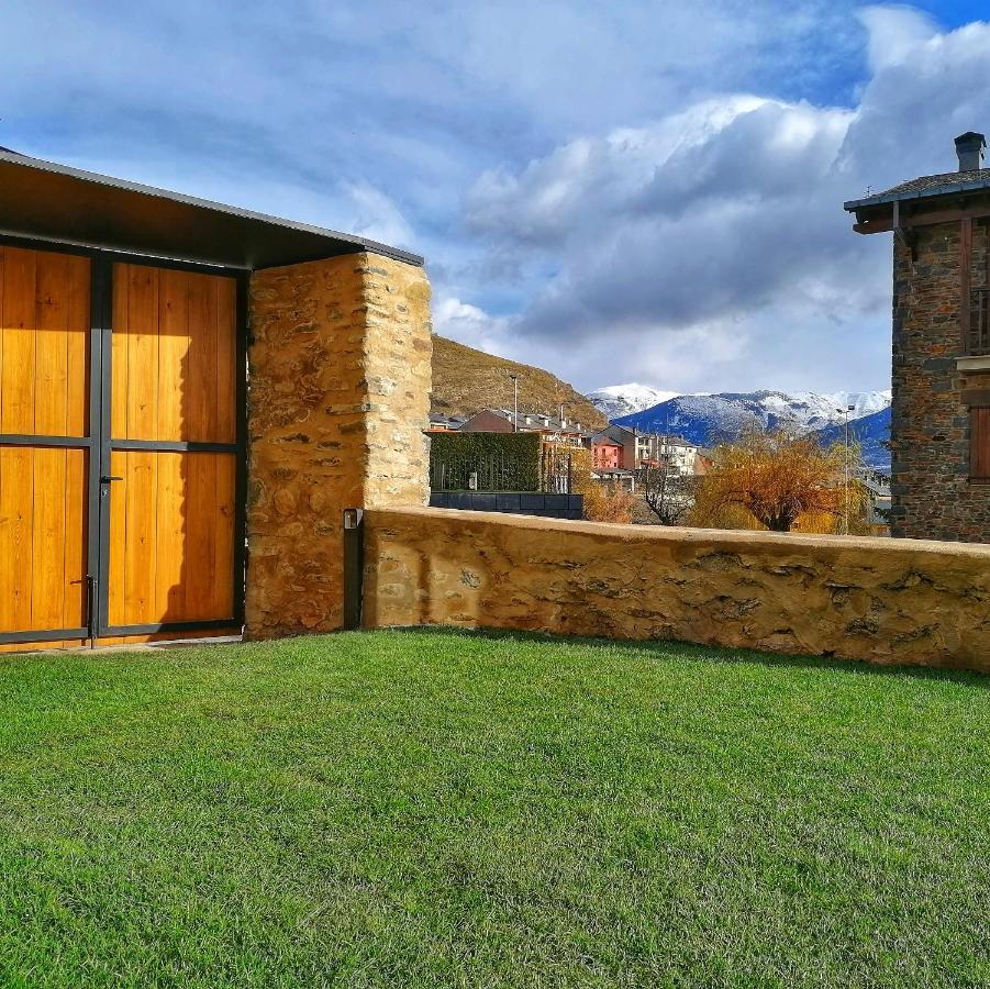 Apartament "Enclau" Turismo Rural Cal Rialla Llivia Luaran gambar